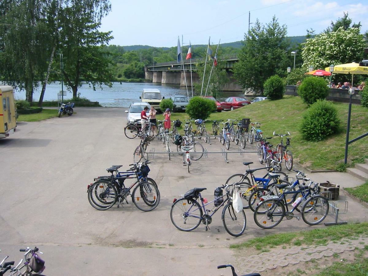 Gaestezimmer Auf Dem Campingplatz Konz Eksteriør billede