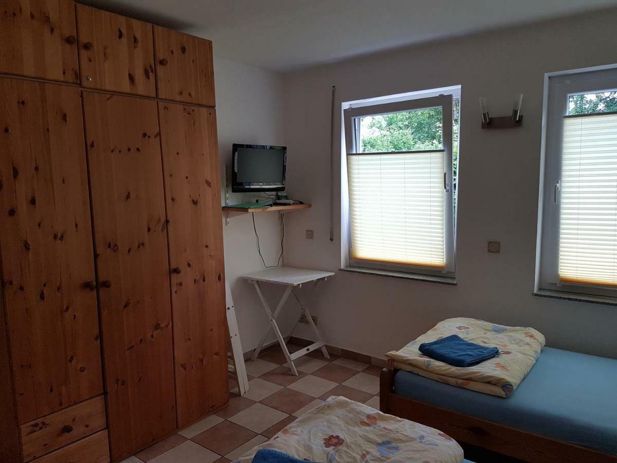 Gaestezimmer Auf Dem Campingplatz Konz Eksteriør billede